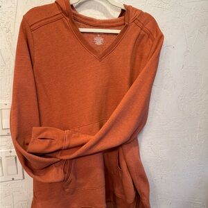 Tek Gear Women's Rust V-Neck Hooded Fleece Sweatshirt with Thumb Holes